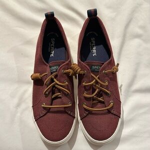 NEVER WORN Women’s S 8 Maroon Sperry Slip On Sneaker
